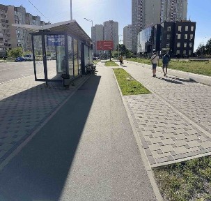 Київ, Деснянський, вулиця Милославська 4