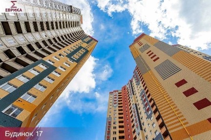 Киев, Академика Глушкова просп., 6