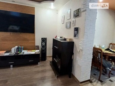 Продаж частини будинку на вул. Безкрайня 18/1, 4 кімнати • ID 33634877