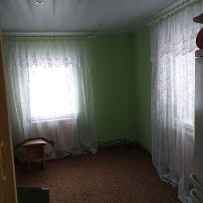 Флігель в районі Ст. Балашівка (111-й маршрут). В'їзд, місце для авто