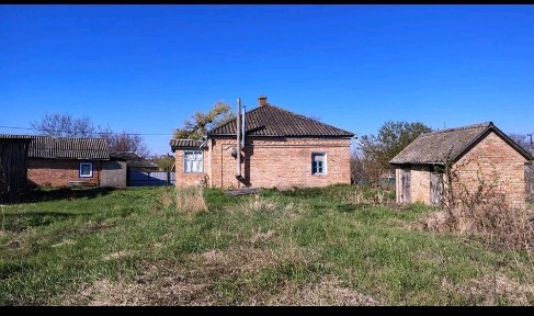 Продається будинок в селі Повстин