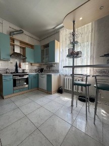 Підгородне, Латвійська 2