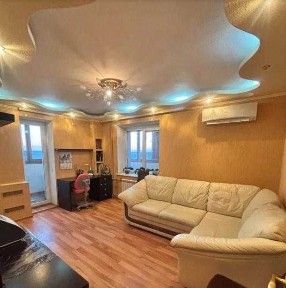 Продам 2-кімнатну квартиру вул. Клочківська.