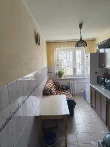 Продаж просторої 3-кімнатної квартири по вул. Чукаріна, район Сихів.