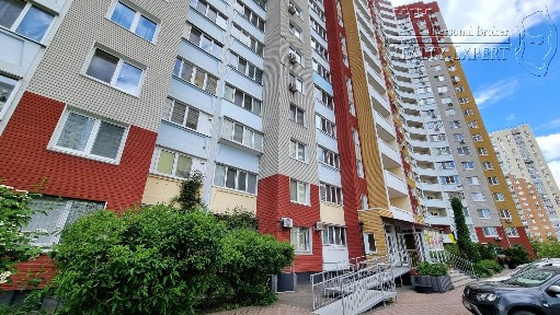 Киев, Григория Ващенко ул., 5