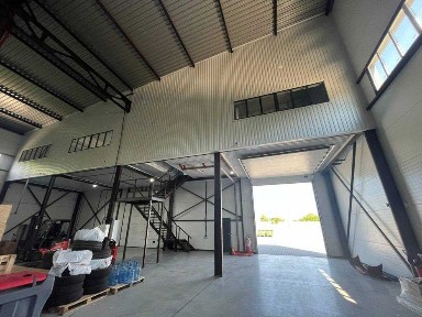 Продам фасад майновий комплекс 2000 кв. м. 50 соток Березівка Житомирська траса