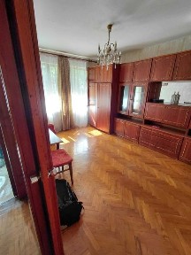 Черемушки/Космонавтов 2х комнатная 46м рядом парк в жилом состоянии работаем по программам