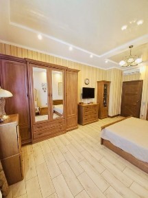 Одеса, Приморський, Говорова улица 8