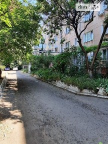 Продаж кімнати 91.5 кв. м на вул. Чорноморського козацтва • ID 33740109