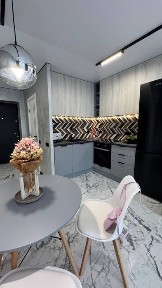 Продаж яскравої 2-кім. квартири в. Я. Гніздовського