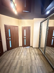 Київ, Дарницький, Драгоманова 2