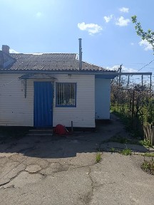Продам будинок зі зручностями