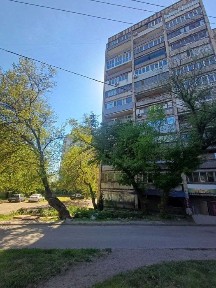 Велика 1-кімн. квартира, 4/9, р-н Парку Металургів. Без комісії!
