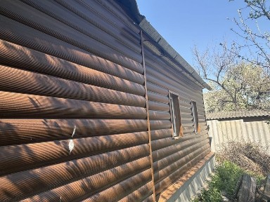 Компактний будинок з гарною земельною ділянкою на Добровільній