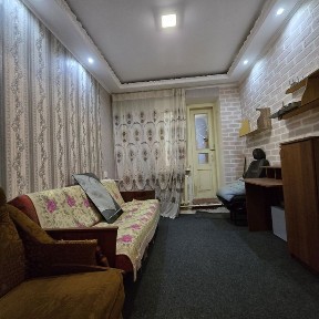 Продаж 3 кімнатна квартира Корабельний район