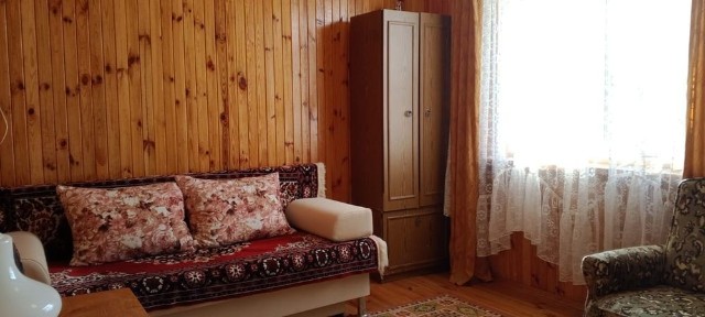 Продаю Дім 25 км від Києва с. Миколаївка по Житомирській трасі, від хазяїна