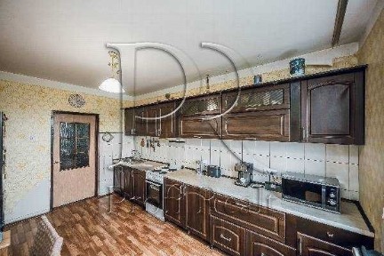 Продажа 3-комнатной квартиры 90 м², Бакинская ул., 37Г