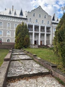 Санаторій на Буковині, продаж (ціна договірна)
