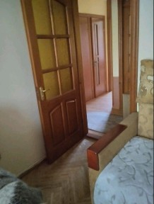 Продаж 2-кімнатна квартира вул. Наукова