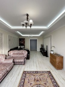 Продаж 3к квартири 115м2 ЖК Чайка, с. Чайки, вулиця Лобановського, Бучанський район, метро Житомирська
