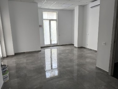 Оренда: приміщення 70 м² в ТЦ «Центральний»