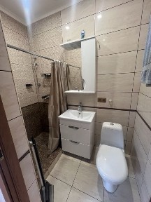 Продам 3 кімнатну квартиру з ремонтом