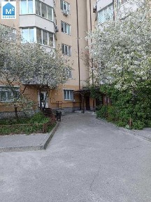 ЦІНУ ЗНИЖЕНО! ТЕРМІНОВИЙ ПРОДАЖ ! Продам 2-кімнатну квартиру в м. Вишневе вул. Л. Українки