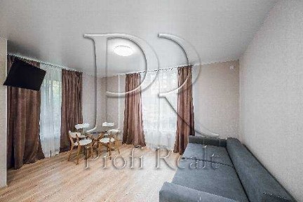 Киев, Квитки Цисык ул., 32