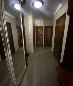 Здам квартиру біля Локомотива зі своїм опаленням
