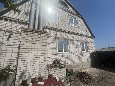 Будинок з 4 видами опалення