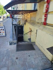 Оренда фасадного приміщення 115 кв. на вул. Пушкінській. 58000 тис/місяць