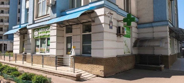 Оренда фасадного приміщення 79 м² біля м. Осокорки. Власник!