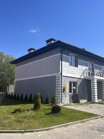 Горенка, Приозерна 17