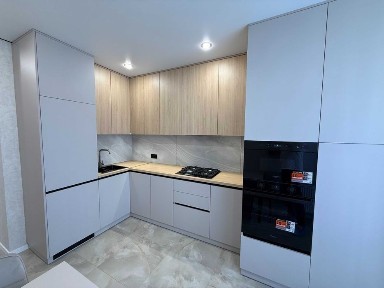 Продаж 1-кімнатна квартира з ремонтом в ЖК 