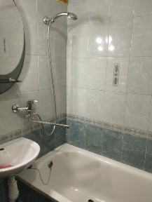Здам 1 кім. кв. 1 поверх вул. Водограйна.
