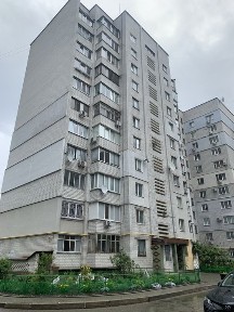 Продам 1 кімнатну квартиру в цегляному будинку (р-н Казка)