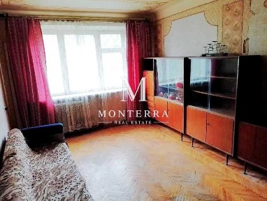 Продаж 3-кімнатної квартири Київ, правий берег Солом'янський р-н, вул. Неходи, цегляний будинок, газ