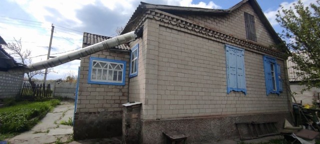 Продам будинок 8*9, з гаражем в Аулах