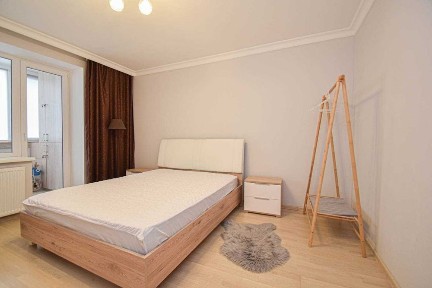 Оренда 3к квартири в центрі міста вул Монюшка