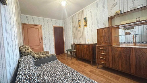 Оренда 3-кімнати окремі квартири пр-т Відрадний 38, 3 поверх.