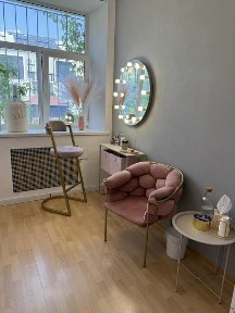 Без комиссии. Аренда - 14 м. кв., в центре.