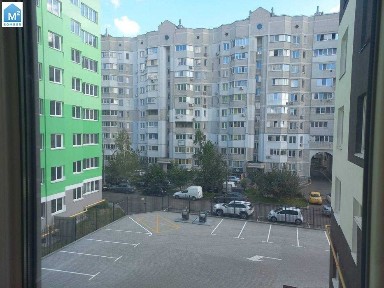 Продаж 2к квартири 73.6 кв. м на вул. Будівельна 2 • ID 34489265