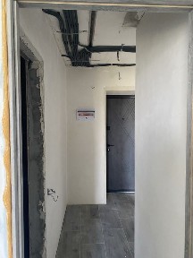 Продається 2-кім. кв з автономкою у центрі.