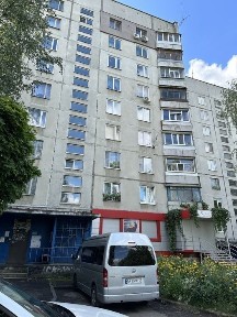 2-комн. Барабашова / ТРК Украина, чистая квартира, без переплат