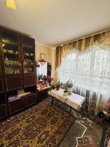 Продам двох кімнатну чешку у м. Новий Розділ.