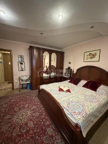 Продаж Студенська 3х кімнатна