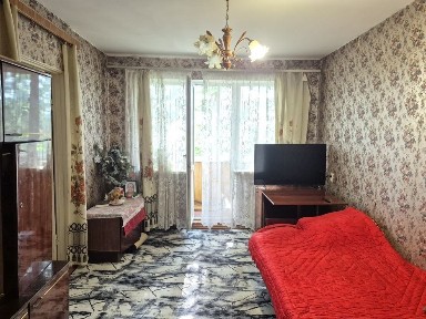 Продам двокімнатну квартиру в районі Кругу