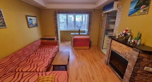 Сдам 3 комн. Александровский р-н