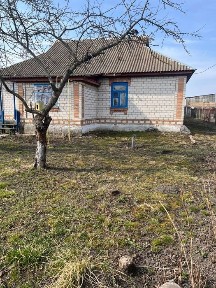 Продам батьківський будинок в затишному місці