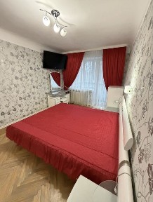 Аренда 3 к кв 80 м2 метро 23 Августа, Книголенд